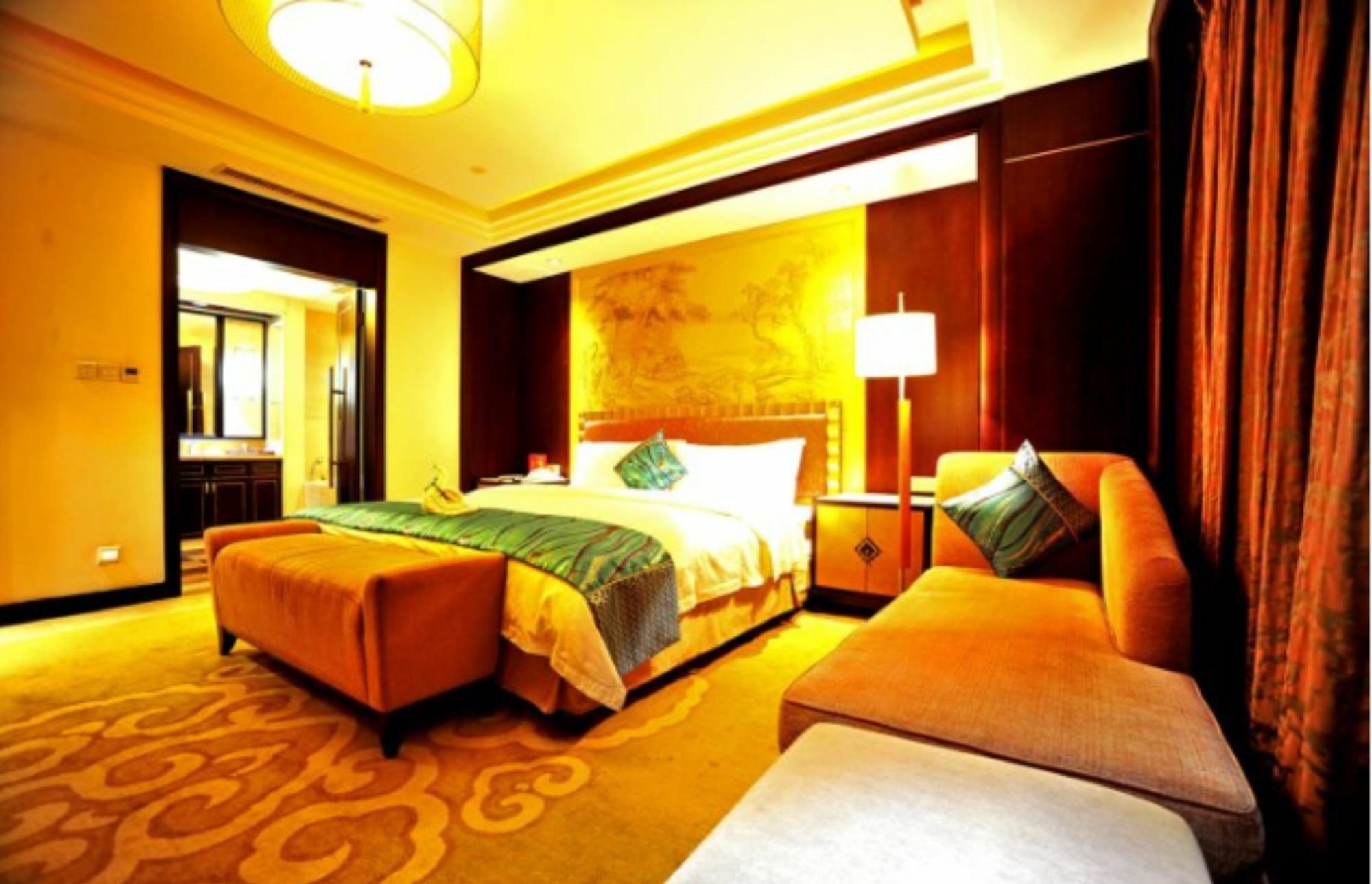 Wuhan Huatian Hotel ภายนอก รูปภาพ